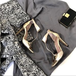 Vince Camuto Gold Heels Size 8 1/2